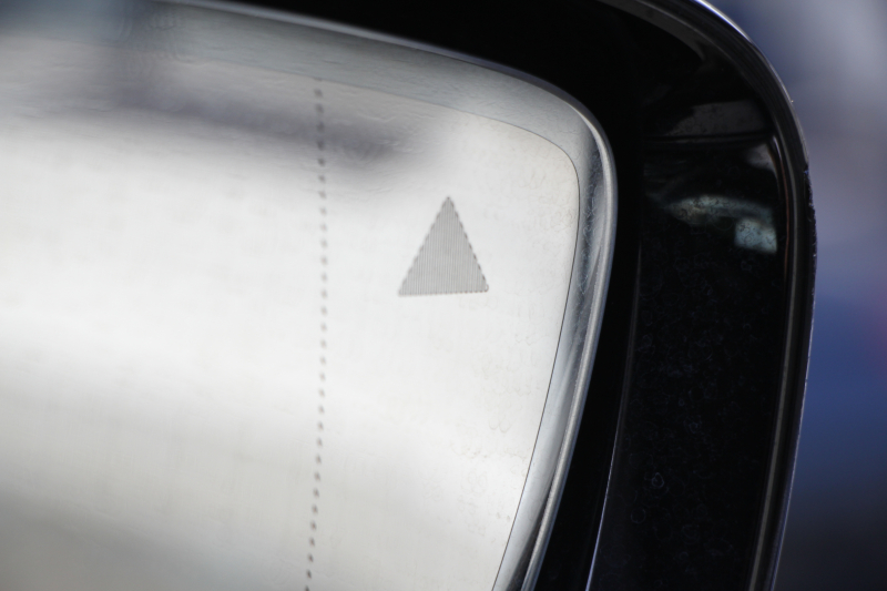 BMW 5シリーズ 523i Mｽﾎﾟｰﾂ ﾊｲﾗｲﾝ 全席ﾋｰﾀｰ黒革 HUD ｼﾞｪｽﾁｬｰｺﾝﾄﾛｰﾙ ﾜｲﾔﾚｽ充電 追従ACC ｽﾃｱﾘﾝｸﾞｻﾎﾟｰﾄ 液晶ﾒｰﾀｰ ﾀｯﾁ画面HDDﾅﾋﾞTV LEDﾍｯﾄﾞﾗｲﾄ ｵｰﾄﾊｲﾋﾞｰﾑ 360度ｶﾒﾗ 電動ﾄﾗﾝｸ 専用ｴｱﾛ ﾊﾟﾄﾞﾙｼﾌﾄ 19AW 2年保証