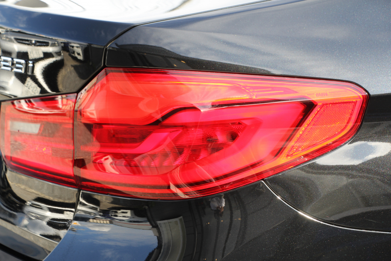 BMW 5シリーズ 523i Mｽﾎﾟｰﾂ ﾊｲﾗｲﾝ 全席ﾋｰﾀｰ黒革 HUD ｼﾞｪｽﾁｬｰｺﾝﾄﾛｰﾙ ﾜｲﾔﾚｽ充電 追従ACC ｽﾃｱﾘﾝｸﾞｻﾎﾟｰﾄ 液晶ﾒｰﾀｰ ﾀｯﾁ画面HDDﾅﾋﾞTV LEDﾍｯﾄﾞﾗｲﾄ ｵｰﾄﾊｲﾋﾞｰﾑ 360度ｶﾒﾗ 電動ﾄﾗﾝｸ 専用ｴｱﾛ ﾊﾟﾄﾞﾙｼﾌﾄ 19AW 2年保証