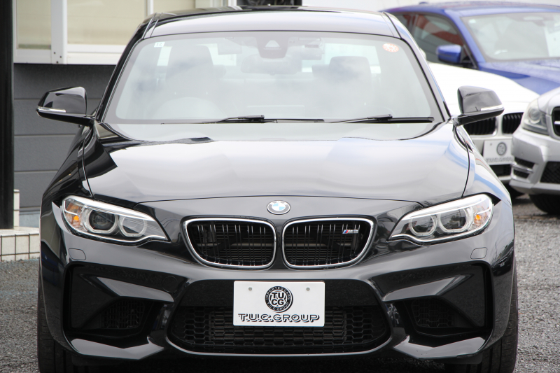 BMW Mシリーズ M2ｸｰﾍﾟMDCT 370馬力 直6ﾀｰﾎﾞ7速DCT ﾋｰﾀｰ黒革 FTPﾁｬｰｼﾞﾊﾟｲﾌﾟﾊｰﾏﾝｶｰﾄﾞﾝ HDDﾅﾋﾞBｶﾒﾗ 専用19AW 専用ﾌﾞﾚｰｷ 衝突軽減ﾌﾞﾚｰｷ 車線逸脱警告 歩行者警告 ﾌﾞﾚｰｷ付ｸﾙｺﾝ ｽﾏｰﾄｷｰ ｶｰﾎﾞﾝｲﾝﾃﾘｱﾄﾘﾑ ﾊﾟﾄﾞﾙｼﾌﾄ 2年保証