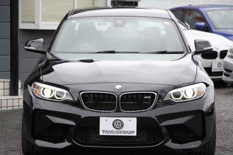 BMW Mシリーズ M2ｸｰﾍﾟMDCT 370馬力 直6ﾀｰﾎﾞ7速DCT ﾋｰﾀｰ黒革 FTPﾁｬｰｼﾞﾊﾟｲﾌﾟﾊｰﾏﾝｶｰﾄﾞﾝ HDDﾅﾋﾞBｶﾒﾗ 専用19AW 専用ﾌﾞﾚｰｷ 衝突軽減ﾌﾞﾚｰｷ 車線逸脱警告 歩行者警告 ﾌﾞﾚｰｷ付ｸﾙｺﾝ ｽﾏｰﾄｷｰ ｶｰﾎﾞﾝｲﾝﾃﾘｱﾄﾘﾑ ﾊﾟﾄﾞﾙｼﾌﾄ 2年保証