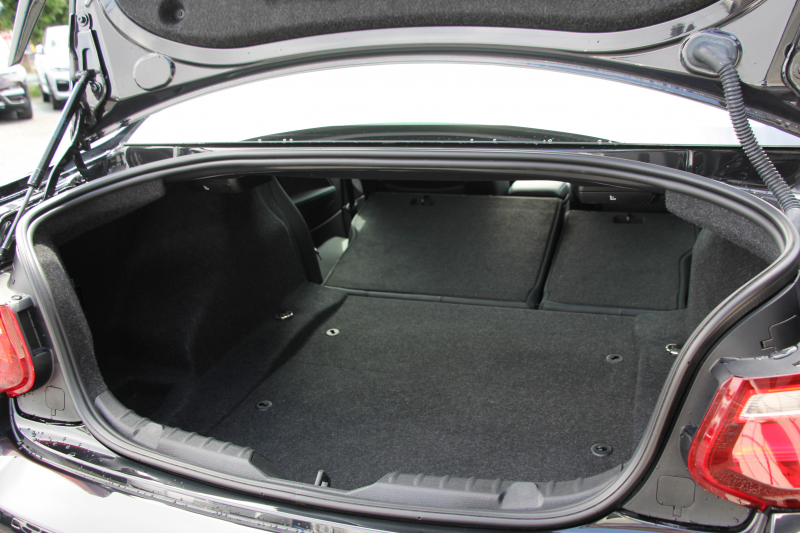 BMW Mシリーズ M2ｸｰﾍﾟMDCT 370馬力 直6ﾀｰﾎﾞ7速DCT ﾋｰﾀｰ黒革 FTPﾁｬｰｼﾞﾊﾟｲﾌﾟﾊｰﾏﾝｶｰﾄﾞﾝ HDDﾅﾋﾞBｶﾒﾗ 専用19AW 専用ﾌﾞﾚｰｷ 衝突軽減ﾌﾞﾚｰｷ 車線逸脱警告 歩行者警告 ﾌﾞﾚｰｷ付ｸﾙｺﾝ ｽﾏｰﾄｷｰ ｶｰﾎﾞﾝｲﾝﾃﾘｱﾄﾘﾑ ﾊﾟﾄﾞﾙｼﾌﾄ 2年保証