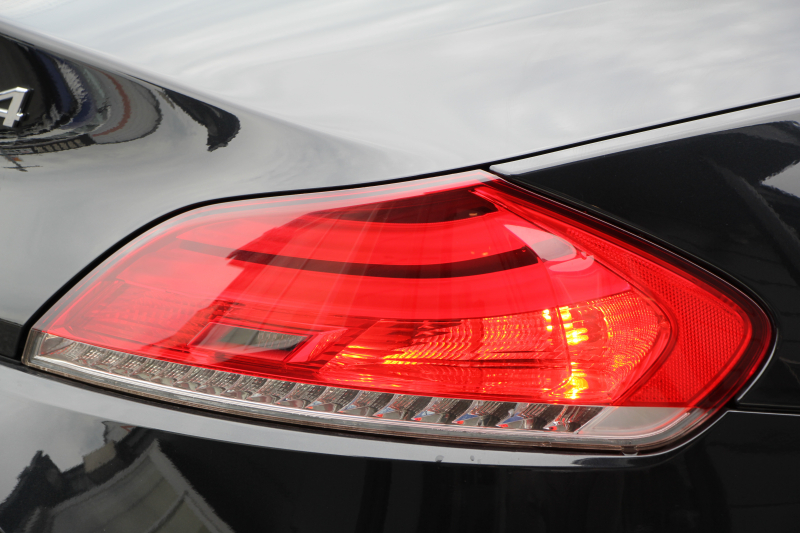 BMW Z4 Z4 Sdrive20i ﾊｲﾗｲﾝ 後期 ﾌｪｲｽﾘﾌﾄ後 新ﾃﾞｻﾞｲﾝﾍｯﾄﾞﾗｲﾄ ﾋｰﾀｰ黒革 電動ｵｰﾌﾟﾝ ｳｲﾝﾄﾞﾃﾞｨﾌﾚｸﾀｰ ﾒﾓﾘｰ付電動ｼｰﾄ 専用17AW iﾄﾞﾗｲﾌﾞHDDﾅﾋﾞBluetooth接続 ﾊﾟﾄﾞﾙｼﾌﾄ LEDﾘﾝｸﾞｷｾﾉﾝ 直噴ﾀｰﾎﾞ8速AT LEDﾘﾝｸﾞｷｾﾉﾝ 2年保証