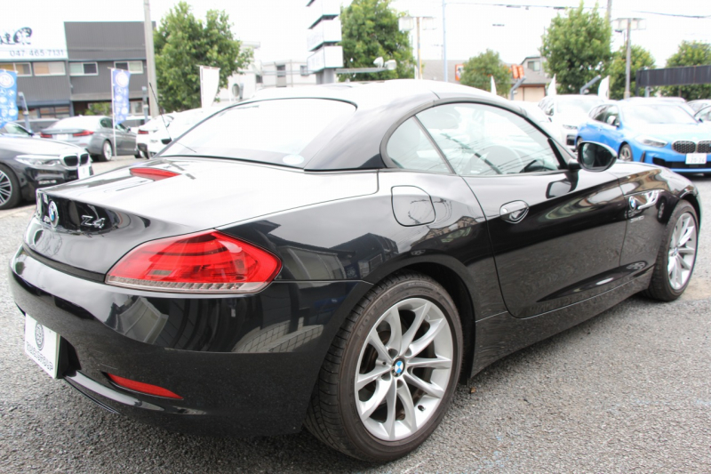BMW Z4 Z4 Sdrive20i ﾊｲﾗｲﾝ 後期 ﾌｪｲｽﾘﾌﾄ後 新ﾃﾞｻﾞｲﾝﾍｯﾄﾞﾗｲﾄ ﾋｰﾀｰ黒革 電動ｵｰﾌﾟﾝ ｳｲﾝﾄﾞﾃﾞｨﾌﾚｸﾀｰ ﾒﾓﾘｰ付電動ｼｰﾄ 専用17AW iﾄﾞﾗｲﾌﾞHDDﾅﾋﾞBluetooth接続 ﾊﾟﾄﾞﾙｼﾌﾄ LEDﾘﾝｸﾞｷｾﾉﾝ 直噴ﾀｰﾎﾞ8速AT LEDﾘﾝｸﾞｷｾﾉﾝ 2年保証