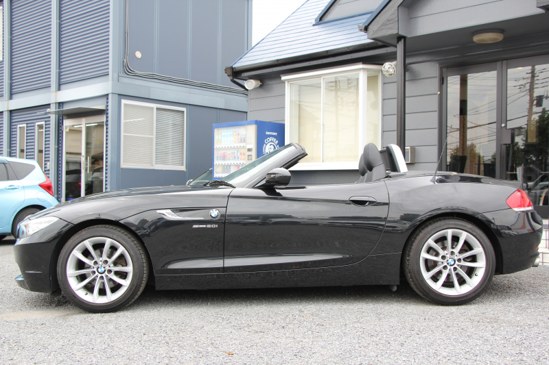 BMW Z4 Z4 Sdrive20i ﾊｲﾗｲﾝ 後期 ﾌｪｲｽﾘﾌﾄ後 新ﾃﾞｻﾞｲﾝﾍｯﾄﾞﾗｲﾄ ﾋｰﾀｰ黒革 電動ｵｰﾌﾟﾝ ｳｲﾝﾄﾞﾃﾞｨﾌﾚｸﾀｰ ﾒﾓﾘｰ付電動ｼｰﾄ 専用17AW iﾄﾞﾗｲﾌﾞHDDﾅﾋﾞBluetooth接続 ﾊﾟﾄﾞﾙｼﾌﾄ LEDﾘﾝｸﾞｷｾﾉﾝ 直噴ﾀｰﾎﾞ8速AT LEDﾘﾝｸﾞｷｾﾉﾝ 2年保証