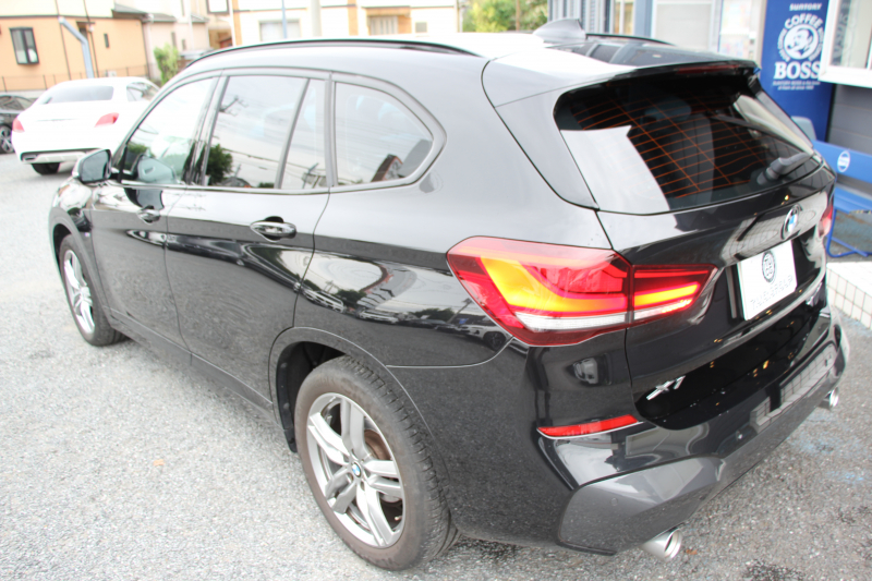 BMW X1 Xdrive18d Mｽﾎﾟｰﾂ ﾊｲﾗｲﾝ ｺﾝﾌｫｰﾄP 後期 ﾌｪｲｽﾘﾌﾄ後 ﾋｰﾀｰ黒革 追従ACC Mｼｰﾄﾍﾞﾙﾄ LEDﾍｯﾄﾞﾗｲﾄ&ﾃｰﾙ ﾀｯﾁﾊﾟﾈﾙ対応HDDﾅﾋﾞﾜｲﾔﾚｽ充電 新ﾒｰﾀｰ Pｱｼｽﾄ 電動ﾄﾗﾝｸ 衝突軽減ﾌﾞﾚｰｷ 車線逸脱警告 歩行者警告 2年保証