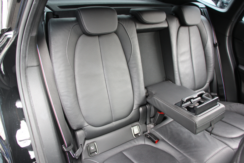 BMW X1 Xdrive18d Mｽﾎﾟｰﾂ ﾊｲﾗｲﾝ ｺﾝﾌｫｰﾄP 後期 ﾌｪｲｽﾘﾌﾄ後 ﾋｰﾀｰ黒革 追従ACC Mｼｰﾄﾍﾞﾙﾄ LEDﾍｯﾄﾞﾗｲﾄ&ﾃｰﾙ ﾀｯﾁﾊﾟﾈﾙ対応HDDﾅﾋﾞﾜｲﾔﾚｽ充電 新ﾒｰﾀｰ Pｱｼｽﾄ 電動ﾄﾗﾝｸ 衝突軽減ﾌﾞﾚｰｷ 車線逸脱警告 歩行者警告 2年保証