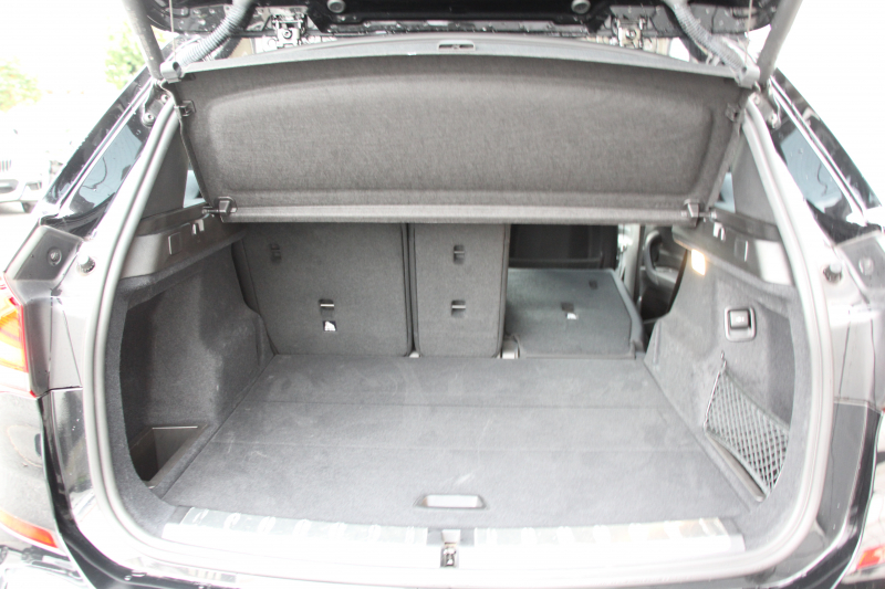 BMW X1 Xdrive18d Mｽﾎﾟｰﾂ ﾊｲﾗｲﾝ ｺﾝﾌｫｰﾄP 後期 ﾌｪｲｽﾘﾌﾄ後 ﾋｰﾀｰ黒革 追従ACC Mｼｰﾄﾍﾞﾙﾄ LEDﾍｯﾄﾞﾗｲﾄ&ﾃｰﾙ ﾀｯﾁﾊﾟﾈﾙ対応HDDﾅﾋﾞﾜｲﾔﾚｽ充電 新ﾒｰﾀｰ Pｱｼｽﾄ 電動ﾄﾗﾝｸ 衝突軽減ﾌﾞﾚｰｷ 車線逸脱警告 歩行者警告 2年保証