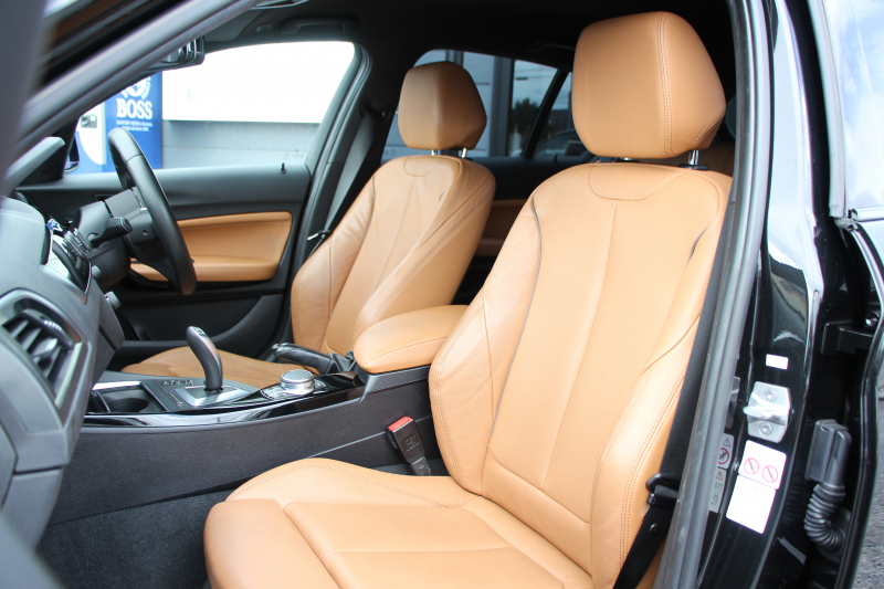 BMW 1シリーズ 118i Mｽﾎﾟｰﾂ ｴﾃﾞｨｼｮﾝｼｬﾄﾞｰ 特別限定車 後期 ﾋｰﾀｰ茶革 ｽｰﾊﾟｰｽﾌﾟﾘﾝﾄﾏﾌﾗｰ endCCﾘｯﾌﾟｽﾎﾟｲﾗｰ KW車高調 ﾀﾞｰｸLEDﾍｯﾄﾞﾗｲﾄ&ﾃｰﾙ 追従ACC ﾀｯﾁ画面HDDﾅﾋﾞBｶﾒﾗ Bluetoothｵｰﾃﾞｨｵ 衝突軽減ﾌﾞﾚｰｷ 車線逸脱警告 歩行者警告 2年保証