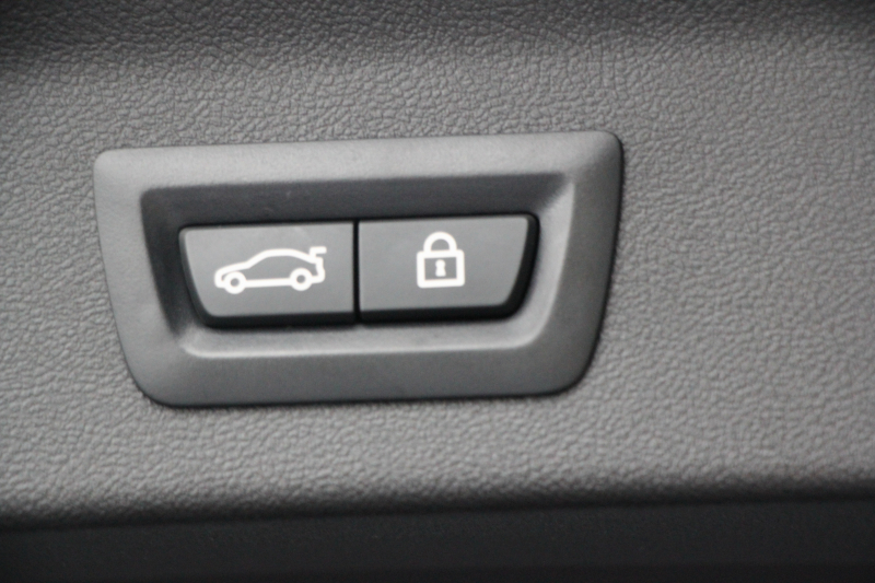 BMW X3 Xdrive20d Mｽﾎﾟｰﾂ ﾊｲﾗｲﾝ 全席ﾋｰﾀｰ黒革 HUD ﾘｱｼｰﾄ可倒調整 LEDﾍｯﾄﾞﾗｲﾄ ｵｰﾄﾊｲﾋﾞｰﾑ ﾀｯﾁﾊﾟﾈﾙ対応HDDﾅﾋﾞTV 液晶ﾒｰﾀｰ 360度ｶﾒﾗ ｽﾃｱﾘﾝｸﾞｻﾎﾟｰﾄ 追従ACC 衝突軽減ﾌﾞﾚｰｷ 電動ﾄﾗﾝｸ 専用ｴｱﾛ ﾊﾟﾄﾞﾙｼﾌﾄ 2年保証