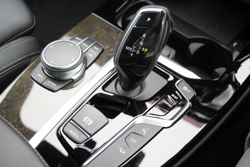 BMW X3 Xdrive20d Mｽﾎﾟｰﾂ ﾊｲﾗｲﾝ 全席ﾋｰﾀｰ黒革 HUD ﾘｱｼｰﾄ可倒調整 LEDﾍｯﾄﾞﾗｲﾄ ｵｰﾄﾊｲﾋﾞｰﾑ ﾀｯﾁﾊﾟﾈﾙ対応HDDﾅﾋﾞTV 液晶ﾒｰﾀｰ 360度ｶﾒﾗ ｽﾃｱﾘﾝｸﾞｻﾎﾟｰﾄ 追従ACC 衝突軽減ﾌﾞﾚｰｷ 電動ﾄﾗﾝｸ 専用ｴｱﾛ ﾊﾟﾄﾞﾙｼﾌﾄ 2年保証