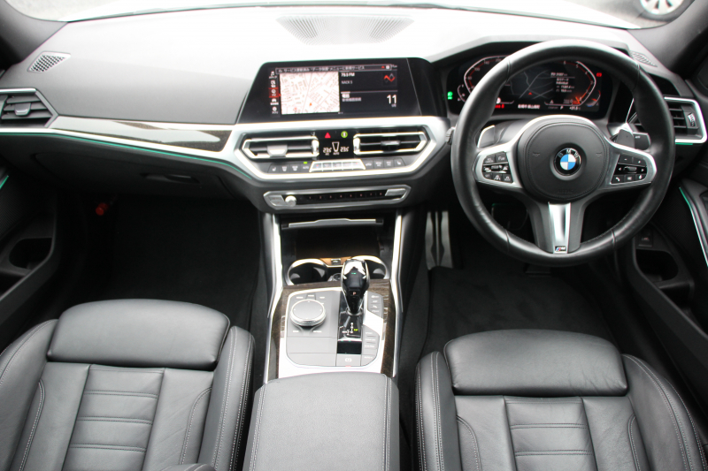 BMW 3シリーズ 330i Mｽﾎﾟｰﾂ ﾊｲﾗｲﾝ ｺﾝﾌｫｰﾄP 1ｵﾅ 高出力 258馬力 ﾋｰﾀｰ黒革 追従ACC 渋滞ﾊﾝｽﾞｵﾌ 360度ｶﾒﾗ Pｱｼｽﾄﾌﾟﾗｽ LEDﾍｯﾄﾞﾗｲﾄ ｵｰﾄﾊｲﾋﾞｰﾑ Mｽﾎﾟｰﾂﾌﾞﾚｰｷ ﾀｯﾁ画面HDDﾅﾋﾞｱｯﾌﾟﾙｶｰﾌﾟﾚｲ Hifiｽﾋﾟｰｶｰ 電動ﾄﾗﾝｸ ｱﾝﾋﾞｴﾝﾄﾗｲﾄ 2年保証