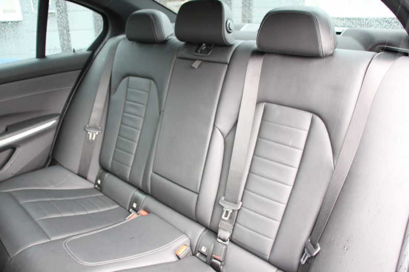 BMW 3シリーズ 330i Mｽﾎﾟｰﾂ ﾊｲﾗｲﾝ ｺﾝﾌｫｰﾄP 高出力 258馬力 ﾋｰﾀｰ黒革 追従ACC 渋滞ﾊﾝｽﾞｵﾌ 360度ｶﾒﾗ Pｱｼｽﾄﾌﾟﾗｽ LEDﾍｯﾄﾞﾗｲﾄ ｵｰﾄﾊｲﾋﾞｰﾑ Mｽﾎﾟｰﾂﾌﾞﾚｰｷ ﾀｯﾁ画面HDDﾅﾋﾞｱｯﾌﾟﾙｶｰﾌﾟﾚｲ Hifiｽﾋﾟｰｶｰ 電動ﾄﾗﾝｸ ｱﾝﾋﾞｴﾝﾄﾗｲﾄ 2年保証