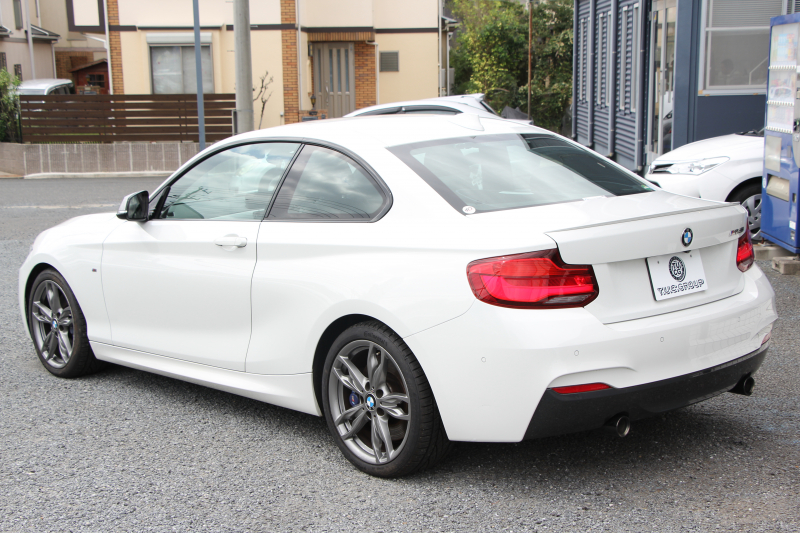 BMW 2シリーズ M240i ｸｰﾍﾟ後期 1ｵｰﾅ B58新ｴﾝｼﾞﾝ 直6ﾀｰﾎﾞ340馬力 ﾋｰﾀｰ黒革 LEDﾍｯﾄﾞﾗｲﾄ LEDﾃｰﾙ ｼﾞｪｯﾄﾌﾞﾗｯｸ19AW ｱﾀﾞﾌﾟﾃｨﾌﾞMｻｽ 専用ﾌﾞﾚｰｷ ﾀｯﾁ画面HDDﾅﾋﾞPｱｼｽﾄ ﾊﾟﾄﾞﾙｼﾌﾄ 8速AT 衝突軽減ﾌﾞﾚｰｷ 車線逸脱警告 歩行者警告 2年保証