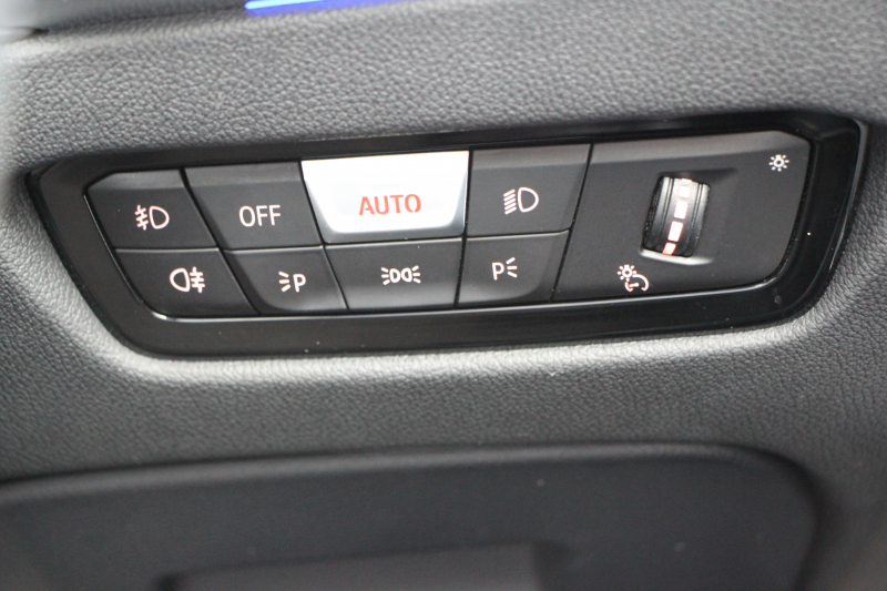 BMW 3シリーズ 330i Mｽﾎﾟｰﾂ ﾃﾞﾋﾞｭｰP ｺﾝﾌｫｰﾄP 高出力 258馬力 ﾋｰﾀｰ黒革 追従ACC 360度ｶﾒﾗ Pｱｼｽﾄﾌﾟﾗｽ LEDﾍｯﾄﾞﾗｲﾄ ｵｰﾄﾊｲﾋﾞｰﾑ Mｽﾎﾟｰﾂﾌﾞﾚｰｷ ﾀｯﾁ画面HDDﾅﾋﾞｱｯﾌﾟﾙｶｰﾌﾟﾚｲ Hifiｽﾋﾟｰｶｰ 電動ﾄﾗﾝｸ ｱﾝﾋﾞｴﾝﾄﾗｲﾄ 2年保証