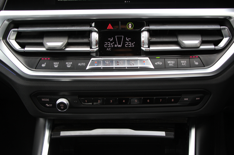 BMW 3シリーズ 330i Mｽﾎﾟｰﾂ ﾃﾞﾋﾞｭｰP ｺﾝﾌｫｰﾄP 高出力 258馬力 ﾋｰﾀｰ黒革 追従ACC 360度ｶﾒﾗ Pｱｼｽﾄﾌﾟﾗｽ LEDﾍｯﾄﾞﾗｲﾄ ｵｰﾄﾊｲﾋﾞｰﾑ Mｽﾎﾟｰﾂﾌﾞﾚｰｷ ﾀｯﾁ画面HDDﾅﾋﾞｱｯﾌﾟﾙｶｰﾌﾟﾚｲ Hifiｽﾋﾟｰｶｰ 電動ﾄﾗﾝｸ ｱﾝﾋﾞｴﾝﾄﾗｲﾄ 2年保証