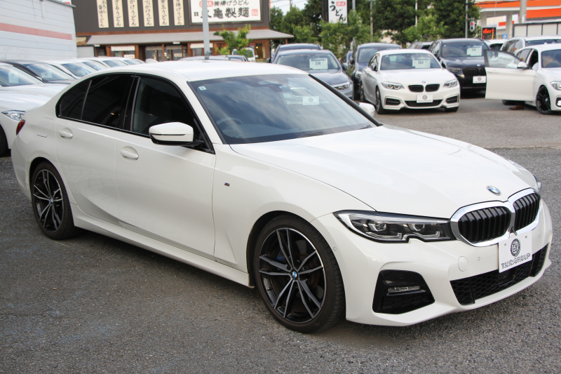BMW 3シリーズ 330i Mｽﾎﾟｰﾂ ﾃﾞﾋﾞｭｰP ｺﾝﾌｫｰﾄP 高出力 258馬力 ﾋｰﾀｰ黒革 追従ACC 360度ｶﾒﾗ Pｱｼｽﾄﾌﾟﾗｽ LEDﾍｯﾄﾞﾗｲﾄ ｵｰﾄﾊｲﾋﾞｰﾑ Mｽﾎﾟｰﾂﾌﾞﾚｰｷ ﾀｯﾁ画面HDDﾅﾋﾞｱｯﾌﾟﾙｶｰﾌﾟﾚｲ Hifiｽﾋﾟｰｶｰ 電動ﾄﾗﾝｸ ｱﾝﾋﾞｴﾝﾄﾗｲﾄ 2年保証