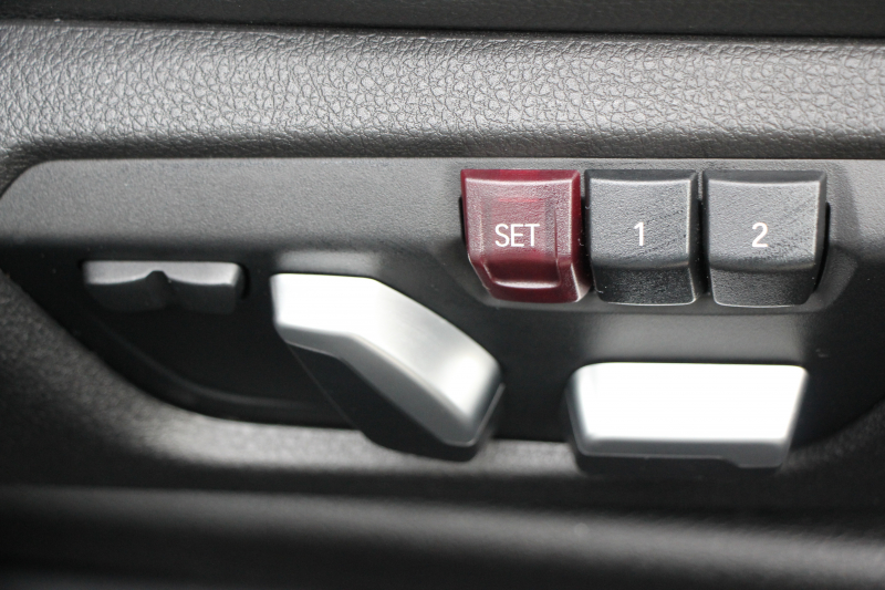 BMW 1シリーズ 118d Mｽﾎﾟｰﾂ ｴﾃﾞｨｼｮﾝｼｬﾄﾞｰ ｱｯﾌﾟｸﾞﾚｰﾄﾞP 特別限定車 後期 ﾋｰﾀｰ黒革 ｼｰﾄﾒﾓﾘｰ 電動ｼｰﾄ ﾀﾞｰｸLEDﾍｯﾄﾞﾗｲﾄ 追従ACC HI-FIｽﾋﾟｰｶｰ ﾀｯﾁ画面HDDﾅﾋﾞBｶﾒﾗ Bluetoothｵｰﾃﾞｨｵ 衝突軽減ﾌﾞﾚｰｷ 車線逸脱警告 歩行者警告 2年保証