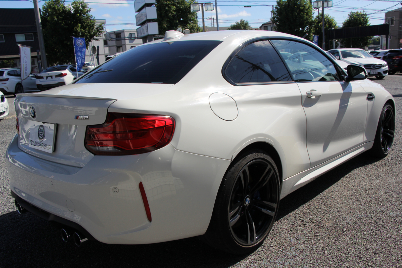 BMW Mシリーズ M2ｸｰﾍﾟMDCT 1ｵｰﾅ 後期ﾓﾃﾞﾙ 370馬力 直6ﾀｰﾎﾞﾋｰﾀｰ黒革 LEDﾍｯﾄﾞﾗｲﾄ LEDﾃｰﾙ ﾊｰﾏﾝｶｰﾄﾞﾝ ﾀｯﾁ画面HDDﾅﾋﾞBｶﾒﾗ 専用19AW 専用ﾌﾞﾚｰｷ 衝突軽減ﾌﾞﾚｰｷ 車線逸脱警告 歩行者警告 ﾌﾞﾚｰｷ付ｸﾙｺﾝ ｽﾏｰﾄｷｰ ﾊﾟﾄﾞﾙｼﾌﾄ 2年保証