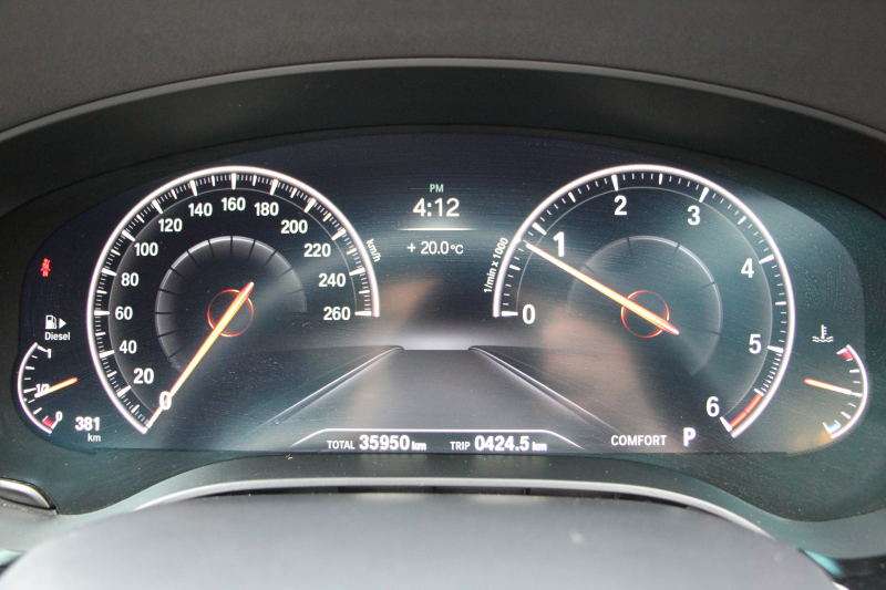 BMW 5シリーズ 523d Mｽﾎﾟｰﾂ ﾊｲﾗｲﾝ 変更後ﾓﾃﾞﾙ 1ｵｰﾅ 新液晶ﾒｰﾀｰ 燃費21.5km/L 全席ﾋｰﾀｰ黒革 HUD LEDﾍｯﾄﾞﾗｲﾄ 追従ACC ｽﾃｱﾘﾝｸﾞｻﾎﾟｰﾄ ｵｰﾄﾊｲﾋﾞｰﾑ ﾀｯﾁ画面HDDﾅﾋﾞﾌﾙｾｸﾞTV 360度ｶﾒﾗ 電動ﾄﾗﾝｸ 専用ｴｱﾛ 19AW ﾊﾟﾄﾞﾙｼﾌﾄ ｱﾝﾋﾞｴﾝﾄﾗｲﾄ 2年保証