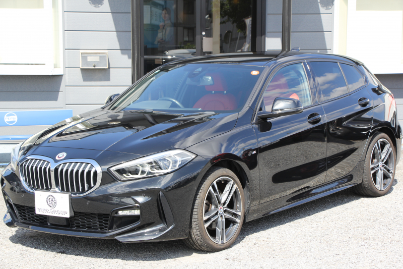 BMW 1シリーズ 118d Mｽﾎﾟｰﾂ ﾊｲﾗｲﾝ ｺﾝﾌｫｰﾄP 1ｵｰﾅ ﾋｰﾀｰ付ﾏｸﾞﾏﾚｯﾄﾞﾚｻﾞｰ 追従ACC 電動ﾘｱｹﾞｰﾄ 50thｴﾝﾌﾞﾚﾑ idriveﾅﾋﾞｹﾞｰｼｮﾝP BMWﾗｲﾌﾞｺｯｸﾋﾟｯﾄ ｱｯﾌﾟﾙｶｰﾌﾟﾚｲ LEDﾍｯﾄﾞﾗｲﾄ Pｱｼｽﾄ 18AW 専用ｴｱﾛ 2年保証