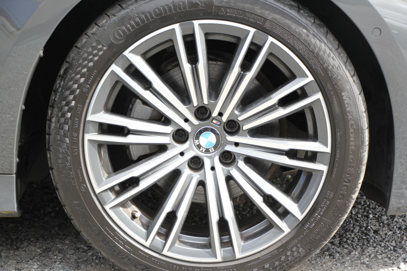 BMW 3シリーズ 320d Xdrive ﾂｰﾘﾝｸﾞMｽﾎﾟｰﾂ ﾃﾞﾋﾞｭｰ&ｲﾉﾍﾞｰｼｮﾝ&ｺﾝﾌｫｰﾄP individualｶﾗｰ ﾚｰｻﾞｰﾗｲﾄ ﾋｰﾀｰ付ｵｲｽﾀｰﾚｻﾞｰ HUD ｼﾞｪｽﾁｬｰC 渋滞ﾊﾝｽﾞｵﾌ ｱｯﾌﾟﾙｶｰﾌﾟﾚｲ ﾀｯﾁ画面HDDﾅﾋﾞBMWﾗｲﾌﾞｺｯｸﾋﾟｯﾄﾞﾜｲﾔﾚｽ充電 電動ﾄﾗﾝｸ 追従ACC 2年保証