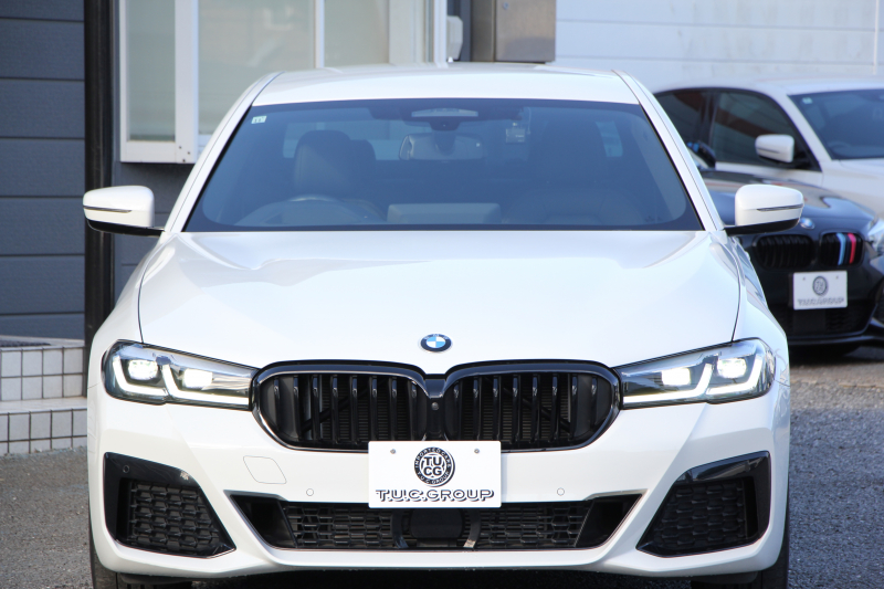 BMW 5シリーズ 523d Xdrive Mｽﾎﾟｰﾂ 後期 4WD ﾋｰﾀｰ黒革 渋滞ﾊﾝｽﾞｵﾌ LEDﾍｯﾄﾞﾗｲﾄ ｵｰﾄﾊｲﾋﾞｰﾑ 360度ｶﾒﾗ BMWﾗｲﾌﾞｺｯｸﾋﾟｯﾄ ｱﾀﾞﾌﾟﾃｨﾌﾞｻｽ ﾀｯﾁ画面HDDﾅﾋﾞTV ｱｯﾌﾟﾙｶｰﾌﾟﾚｲ 追従ACC HUD 電動ﾄﾗﾝｸ 2年保証