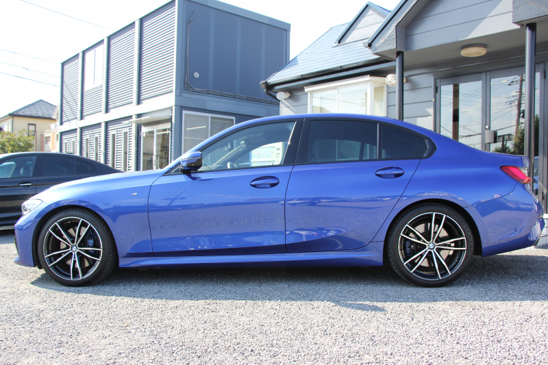 BMW 3シリーズ 330i Mｽﾎﾟｰﾂ ﾊｲﾗｲﾝ ｺﾝﾌｫｰﾄP 高出力 258馬力 ﾋｰﾀｰ黒革 追従ACC 360度ｶﾒﾗ Pｱｼｽﾄﾌﾟﾗｽ ｵﾌﾟｼｮﾝ19AW LEDﾍｯﾄﾞﾗｲﾄ ｵｰﾄﾊｲﾋﾞｰﾑ Mｽﾎﾟｰﾂﾌﾞﾚｰｷ ﾀｯﾁ画面HDDﾅﾋﾞｱｯﾌﾟﾙｶｰﾌﾟﾚｲ Hifiｽﾋﾟｰｶｰ 電動ﾄﾗﾝｸ ｱﾝﾋﾞｴﾝﾄﾗｲﾄ 2年保証