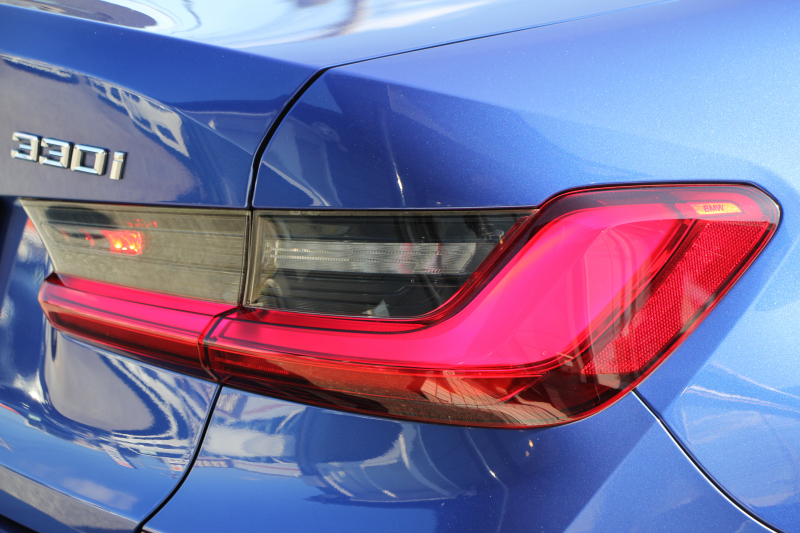 BMW 3シリーズ 330i Mｽﾎﾟｰﾂ ﾊｲﾗｲﾝ ｺﾝﾌｫｰﾄP 高出力 258馬力 ﾋｰﾀｰ黒革 追従ACC 360度ｶﾒﾗ Pｱｼｽﾄﾌﾟﾗｽ ｵﾌﾟｼｮﾝ19AW LEDﾍｯﾄﾞﾗｲﾄ ｵｰﾄﾊｲﾋﾞｰﾑ Mｽﾎﾟｰﾂﾌﾞﾚｰｷ ﾀｯﾁ画面HDDﾅﾋﾞｱｯﾌﾟﾙｶｰﾌﾟﾚｲ Hifiｽﾋﾟｰｶｰ 電動ﾄﾗﾝｸ ｱﾝﾋﾞｴﾝﾄﾗｲﾄ 2年保証
