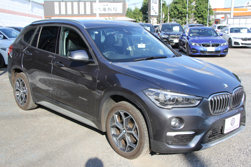 BMW X1 Xdrive18d Xﾗｲﾝ ﾊｲﾗｲﾝ ｱﾄﾞﾊﾞﾝｽﾄﾞｱｸﾃｨﾌﾞｾｰﾌﾃｨP ｺﾝﾌｫｰﾄP 追従ACC HUD ﾋｰﾀｰ黒革 電動ｼｰﾄ LEDﾍｯﾄﾞﾗｲﾄ ﾀｯﾁ画面対応HDDﾅﾋﾞBluetooth接続 Bｶﾒﾗ 電動ﾄﾗﾝｸ 衝突軽減ﾌﾞﾚｰｷ 車線逸脱警告 歩行者警告 Pｱｼｽﾄ 2年保証