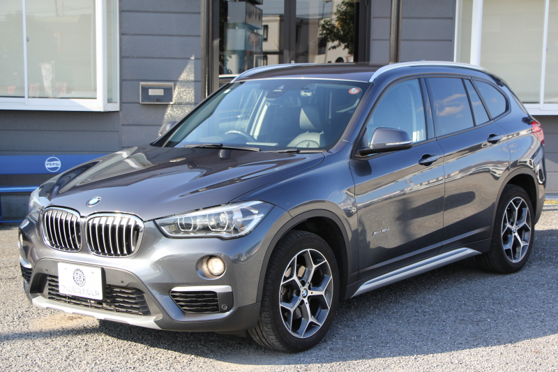 BMW X1 Xdrive18d Xﾗｲﾝ ﾊｲﾗｲﾝ ｱﾄﾞﾊﾞﾝｽﾄﾞｱｸﾃｨﾌﾞｾｰﾌﾃｨP ｺﾝﾌｫｰﾄP 追従ACC HUD ﾋｰﾀｰ黒革 電動ｼｰﾄ LEDﾍｯﾄﾞﾗｲﾄ ﾀｯﾁ画面対応HDDﾅﾋﾞBluetooth接続 Bｶﾒﾗ 電動ﾄﾗﾝｸ 衝突軽減ﾌﾞﾚｰｷ 車線逸脱警告 歩行者警告 Pｱｼｽﾄ 2年保証