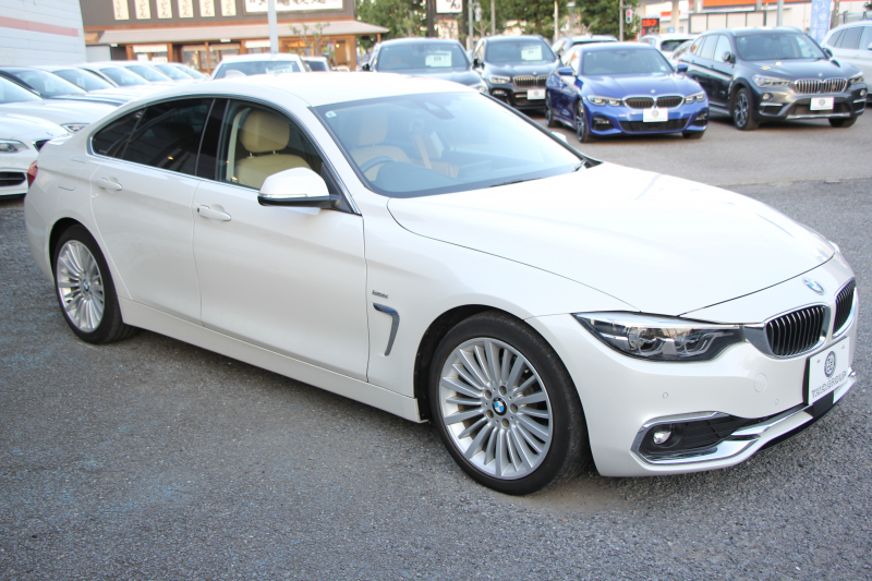 BMW 4シリーズ 420i ｸﾞﾗﾝｸｰﾍﾟﾗｸﾞｼﾞｭｱﾘｰ 後期 真珠色 ﾋｰﾀｰ付ﾍﾞｰｼﾞｭﾚｻﾞｰ 液晶ﾒｰﾀｰ LEDﾍｯﾄﾞﾗｲﾄ&ﾃｰﾙ 追従ACC ﾚｰﾝﾁｪﾝｼﾞ警告 HDDﾅﾋﾞ ﾌﾙｾｸﾞTV  ﾊﾞｯｸｶﾒﾗ 電動ﾄﾗﾝｸ ｽﾏｰﾄｷｰ 2年保証