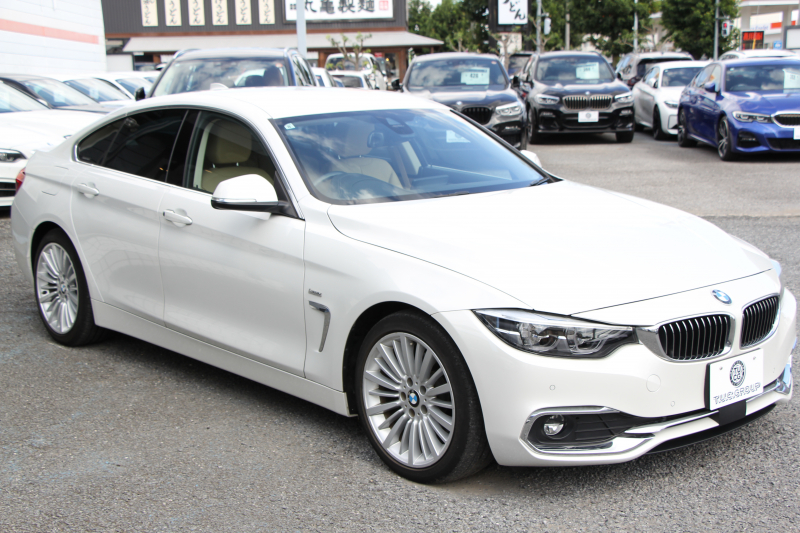 BMW 4シリーズ 420i ｸﾞﾗﾝｸｰﾍﾟﾗｸﾞｼﾞｭｱﾘｰ 後期 真珠色 ﾋｰﾀｰ付ﾍﾞｰｼﾞｭﾚｻﾞｰ LEDﾍｯﾄﾞﾗｲﾄ LEDﾃｰﾙ 液晶ﾒｰﾀｰ 追従ACC iﾄﾞﾗｲﾌﾞHDDﾅﾋﾞﾌﾙｾｸﾞTV 衝突軽減ﾌﾞﾚｰｷ 車線逸脱警告 歩行者警告 電動ﾘｱｹﾞｰﾄ ｱﾝﾋﾞｴﾝﾄﾗｲﾄ ｸﾛｰﾑﾗｲﾝ 2年保証