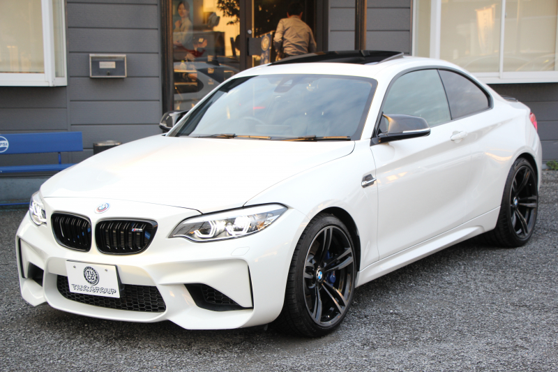 BMW Mシリーズ M2ｸｰﾍﾟMDCT 後期 370馬力 直6ﾀｰﾎﾞｻﾝﾙｰﾌ ﾊｰﾏﾝｶｰﾄﾞﾝ ﾋｰﾀｰ黒革 LEDﾍｯﾄﾞﾗｲﾄ LEDﾃｰﾙ ﾀｯﾁ画面HDDﾅﾋﾞBｶﾒﾗ 専用19AW 専用ﾌﾞﾚｰｷ 衝突軽減ﾌﾞﾚｰｷ 車線逸脱警告 歩行者警告 ﾌﾞﾚｰｷ付ｸﾙｺﾝ ｽﾏｰﾄｷｰ ﾊﾟﾄﾞﾙｼﾌﾄ 2年保証