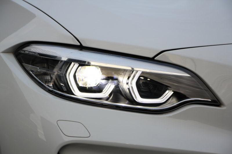 BMW Mシリーズ M2ｸｰﾍﾟMDCT 後期 370馬力 直6ﾀｰﾎﾞｻﾝﾙｰﾌ ﾊｰﾏﾝｶｰﾄﾞﾝ ﾋｰﾀｰ黒革 LEDﾍｯﾄﾞﾗｲﾄ LEDﾃｰﾙ ﾀｯﾁ画面HDDﾅﾋﾞBｶﾒﾗ 専用19AW 専用ﾌﾞﾚｰｷ 衝突軽減ﾌﾞﾚｰｷ 車線逸脱警告 歩行者警告 ﾌﾞﾚｰｷ付ｸﾙｺﾝ ｽﾏｰﾄｷｰ ﾊﾟﾄﾞﾙｼﾌﾄ 2年保証