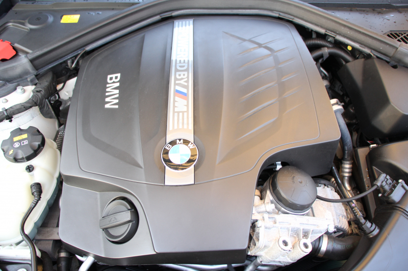 BMW Mシリーズ M2ｸｰﾍﾟMDCT 後期 370馬力 直6ﾀｰﾎﾞｻﾝﾙｰﾌ ﾊｰﾏﾝｶｰﾄﾞﾝ ﾋｰﾀｰ黒革 LEDﾍｯﾄﾞﾗｲﾄ LEDﾃｰﾙ ﾀｯﾁ画面HDDﾅﾋﾞBｶﾒﾗ 専用19AW 専用ﾌﾞﾚｰｷ 衝突軽減ﾌﾞﾚｰｷ 車線逸脱警告 歩行者警告 ﾌﾞﾚｰｷ付ｸﾙｺﾝ ｽﾏｰﾄｷｰ ﾊﾟﾄﾞﾙｼﾌﾄ 2年保証