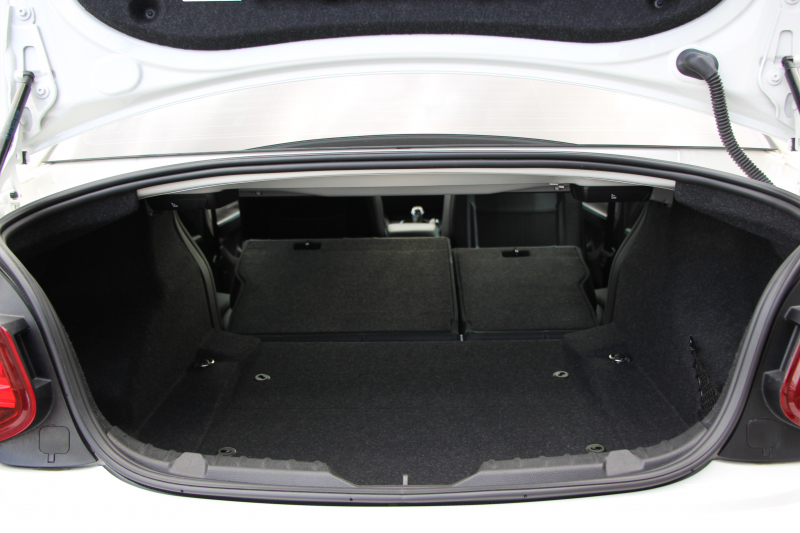 BMW Mシリーズ M2ｸｰﾍﾟMDCT 後期 370馬力 直6ﾀｰﾎﾞｻﾝﾙｰﾌ ﾊｰﾏﾝｶｰﾄﾞﾝ ﾋｰﾀｰ黒革 LEDﾍｯﾄﾞﾗｲﾄ LEDﾃｰﾙ ﾀｯﾁ画面HDDﾅﾋﾞBｶﾒﾗ 専用19AW 専用ﾌﾞﾚｰｷ 衝突軽減ﾌﾞﾚｰｷ 車線逸脱警告 歩行者警告 ﾌﾞﾚｰｷ付ｸﾙｺﾝ ｽﾏｰﾄｷｰ ﾊﾟﾄﾞﾙｼﾌﾄ 2年保証