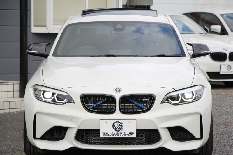 BMW Mシリーズ M2ｸｰﾍﾟMDCT 後期 370馬力 直6ﾀｰﾎﾞｻﾝﾙｰﾌ ﾊｰﾏﾝｶｰﾄﾞﾝ ﾋｰﾀｰ黒革 LEDﾍｯﾄﾞﾗｲﾄ LEDﾃｰﾙ ﾀｯﾁ画面HDDﾅﾋﾞBｶﾒﾗ 専用19AW 専用ﾌﾞﾚｰｷ 衝突軽減ﾌﾞﾚｰｷ 車線逸脱警告 歩行者警告 ﾌﾞﾚｰｷ付ｸﾙｺﾝ ｽﾏｰﾄｷｰ ﾊﾟﾄﾞﾙｼﾌﾄ 2年保証