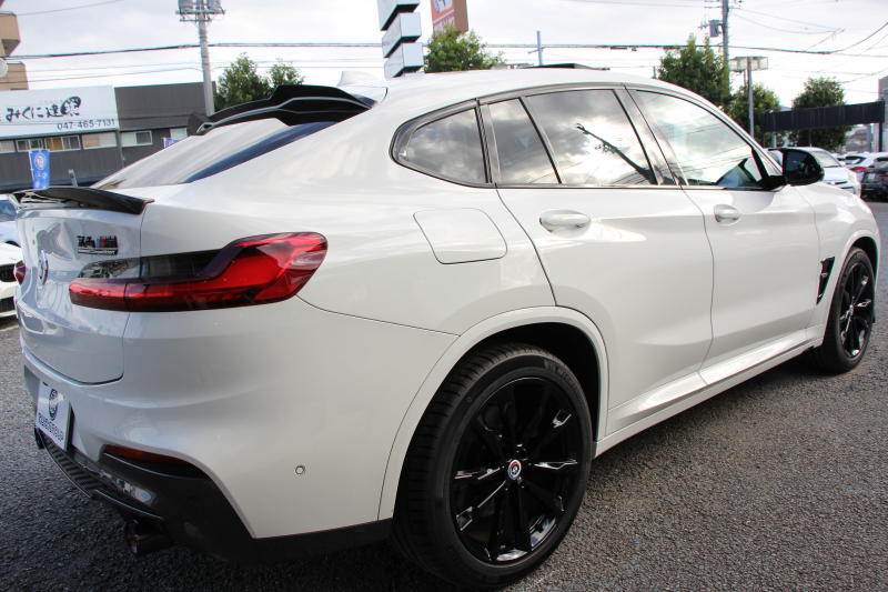 BMW X4 Xdrive30i Mｽﾎﾟｰﾂ ｾﾚｸﾄ&ｲﾉﾍﾞｰｼｮﾝP ﾊﾟﾉﾗﾏｻﾝﾙｰﾌ 全席ﾋｰﾀｰ黒革 ﾊｰﾏﾝｶｰﾄﾞﾝｻｳﾝﾄﾞｼﾞｪｽﾁｬｰC ﾃﾞｨｽﾌﾟﾚｲｷｰ ﾏｸｽﾄﾝﾃﾞｻﾞｲﾝｽﾎﾟｲﾗｰ ｱｯﾌﾟﾙｶｰﾌﾟﾚｲ 追従ACC HUD ﾀｯﾁ画面HDDﾅﾋﾞ360度ｶﾒﾗ LEDﾍｯﾄﾞﾗｲﾄ 電動ﾄﾗﾝｸ 2年保証