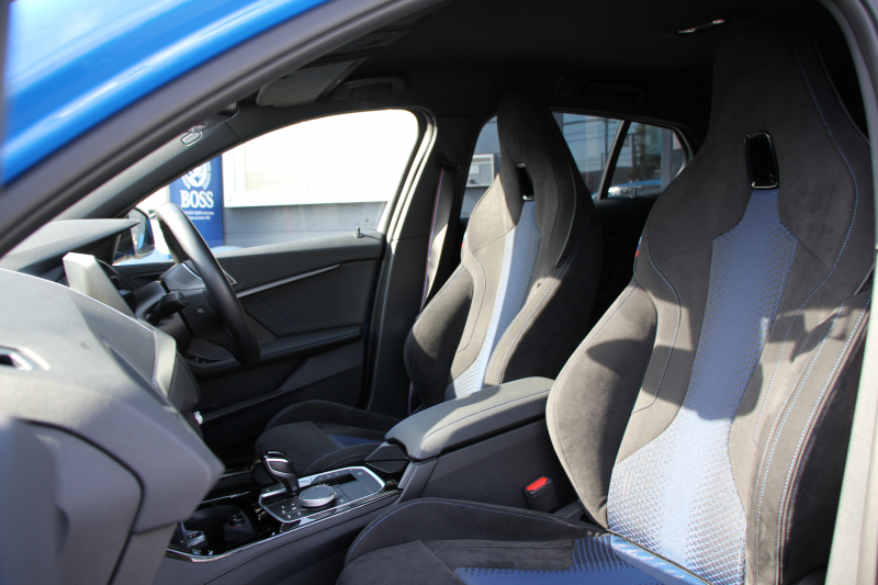 BMW 1シリーズ 118d Mｽﾎﾟｰﾂ MｽﾎﾟｰﾂﾌﾟﾗｽP ｺﾝﾌｫｰﾄP 1ｵｰﾅ Mｽﾎﾟｰﾂｼｰﾄ Mｼｰﾄﾍﾞﾙﾄ Mﾘｱｽﾎﾟｲﾗｰ Mｽﾎﾟｰﾂﾌﾞﾚｰｷ 専用18AW 追従ACC ｱｯﾌﾟﾙｶｰﾌﾟﾚｲ idriveﾅﾋﾞｹﾞｰｼｮﾝP BMWﾗｲﾌﾞｺｯｸﾋﾟｯﾄﾞAI音声会話 電動ﾄﾗﾝｸ 後退ｱｼｽﾄ 2年保証