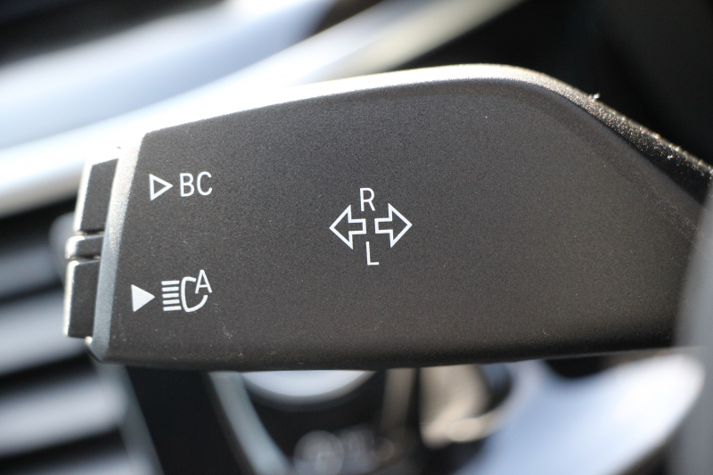 BMW 5シリーズ 523d Mｽﾎﾟｰﾂ ﾊｲﾗｲﾝ ﾃﾞﾋﾞｭｰP 1ｵﾅ 全席ﾋｰﾀｰ黒革 ｿﾌﾄｸﾛｰｽﾞﾄﾞｱ HUD ｼﾞｪｽﾁｬｰC LEDﾍｯﾄﾞﾗｲﾄ ｵｰﾄﾊｲﾋﾞｰﾑ 追従ACC 液晶ﾒｰﾀｰ ﾀｯﾁ画面HDDﾅﾋﾞTV 360度ｶﾒﾗ 電動ﾄﾗﾝｸ 19AW 専用ｴｱﾛ ｽﾏｰﾄｷｰ 2年保証