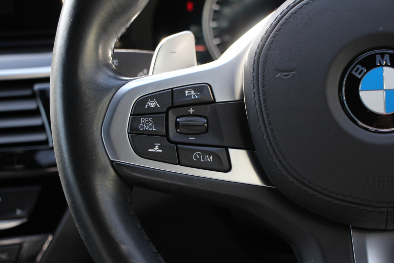 BMW 5シリーズ 523d Mｽﾎﾟｰﾂ ﾊｲﾗｲﾝ ﾃﾞﾋﾞｭｰP 1ｵﾅ 全席ﾋｰﾀｰ黒革 ｿﾌﾄｸﾛｰｽﾞﾄﾞｱ HUD ｼﾞｪｽﾁｬｰC LEDﾍｯﾄﾞﾗｲﾄ ｵｰﾄﾊｲﾋﾞｰﾑ 追従ACC 液晶ﾒｰﾀｰ ﾀｯﾁ画面HDDﾅﾋﾞTV 360度ｶﾒﾗ 電動ﾄﾗﾝｸ 19AW 専用ｴｱﾛ ｽﾏｰﾄｷｰ 2年保証
