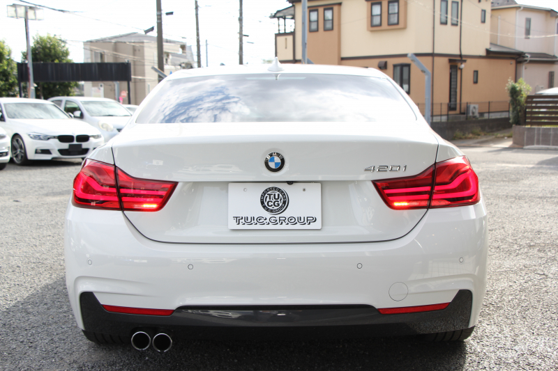 BMW 4シリーズ 420i ｸｰﾍﾟMｽﾎﾟｰﾂ 後期 1ｵｰﾅ LEDﾍｯﾄﾞﾗｲﾄ LEDﾃｰﾙ 追従ACC HDDﾅﾋﾞﾌﾙｾｸﾞTV 液晶ﾒｰﾀｰ 衝突軽減ﾌﾞﾚｰｷ 車線逸脱警告 歩行者警告 ﾚｰﾝﾁｪﾝｼﾞ警告 Bluetooth接続 専用ｴｱﾛ ﾊﾟﾄﾞﾙｼﾌﾄ 2年保証