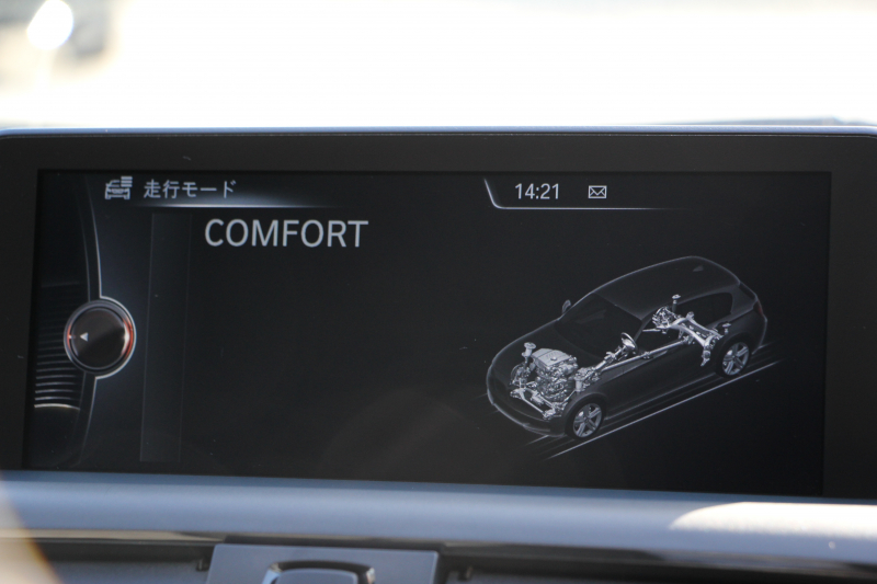 BMW 1シリーズ M135i 直6ﾀｰﾎﾞ320馬力 ﾅｶﾞﾎﾘﾚｰｼﾝｸﾞﾁｬｰｼﾞﾊﾟｲﾌﾟ衝突軽減ﾌﾞﾚｰｷ 車線逸脱警告 歩行者警告 ﾌﾞﾚｰｷ付ｸﾙｺﾝ ﾌﾙｾｸﾞTV Bｶﾒﾗ ｱﾀﾞﾌﾟﾃｨﾌﾞMｻｽ ﾀｯﾁﾊﾟｯﾄﾞ対応HDDﾅﾋﾞ専用ｴｱﾛ 18AW&ﾌﾞﾚｰｷ 左右独立ｵｰﾄｴｱｺﾝ ﾊﾟﾄﾞﾙｼﾌﾄ 2年保証