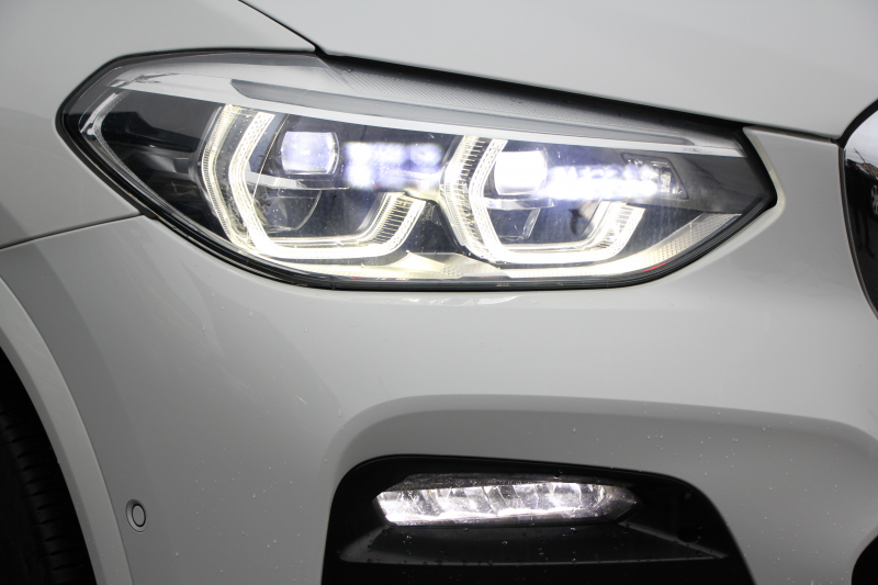 BMW X3 Xdrive20d Mｽﾎﾟｰﾂ ﾊｲﾗｲﾝ 中期 新型式3DA-UZ20 全席ﾋｰﾀｰ黒革 BMWﾗｲﾌﾞｺｯｸﾋﾟｯﾄﾞ変更後ﾀｯﾁ画面HDDﾅﾋﾞTV ｱｯﾌﾟﾙｶｰﾌﾟﾚｲ HUD 360度ｶﾒﾗ 追従ACC ﾘｱｼｰﾄ可倒調整 ｱﾝﾋﾞｴﾝﾄﾗｲﾄ 電動ﾄﾗﾝｸ 2年保証
