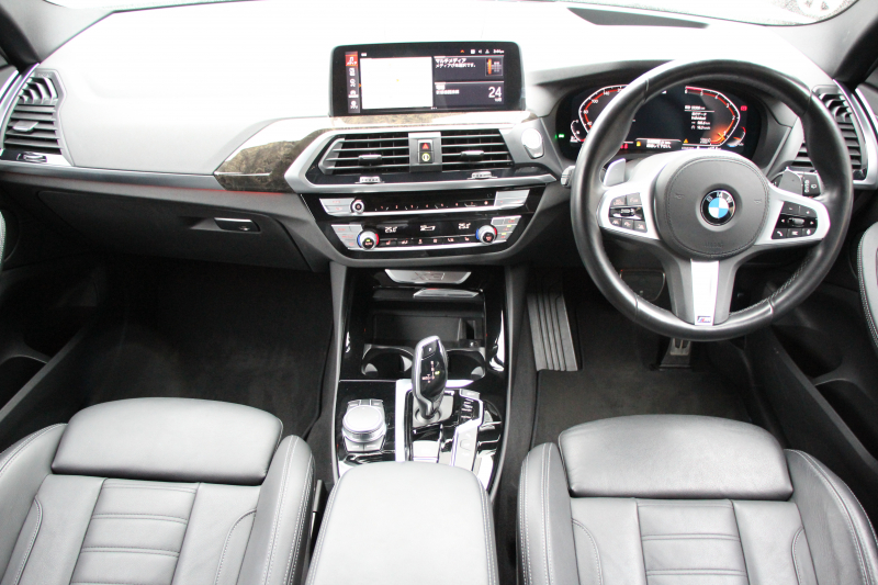 BMW X3 Xdrive20d Mｽﾎﾟｰﾂ ﾊｲﾗｲﾝ 中期 新型式3DA-UZ20 全席ﾋｰﾀｰ黒革 BMWﾗｲﾌﾞｺｯｸﾋﾟｯﾄﾞ変更後ﾀｯﾁ画面HDDﾅﾋﾞTV ｱｯﾌﾟﾙｶｰﾌﾟﾚｲ HUD 360度ｶﾒﾗ 追従ACC ﾘｱｼｰﾄ可倒調整 ｱﾝﾋﾞｴﾝﾄﾗｲﾄ 電動ﾄﾗﾝｸ 2年保証