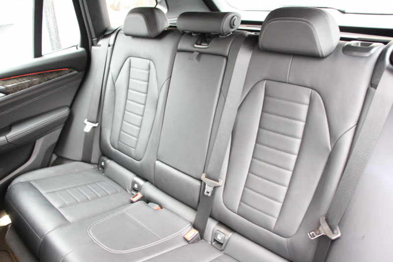 BMW X3 Xdrive20d Mｽﾎﾟｰﾂ ﾊｲﾗｲﾝ 中期 新型式3DA-UZ20 全席ﾋｰﾀｰ黒革 BMWﾗｲﾌﾞｺｯｸﾋﾟｯﾄﾞ変更後ﾀｯﾁ画面HDDﾅﾋﾞTV ｱｯﾌﾟﾙｶｰﾌﾟﾚｲ HUD 360度ｶﾒﾗ 追従ACC ﾘｱｼｰﾄ可倒調整 ｱﾝﾋﾞｴﾝﾄﾗｲﾄ 電動ﾄﾗﾝｸ 2年保証