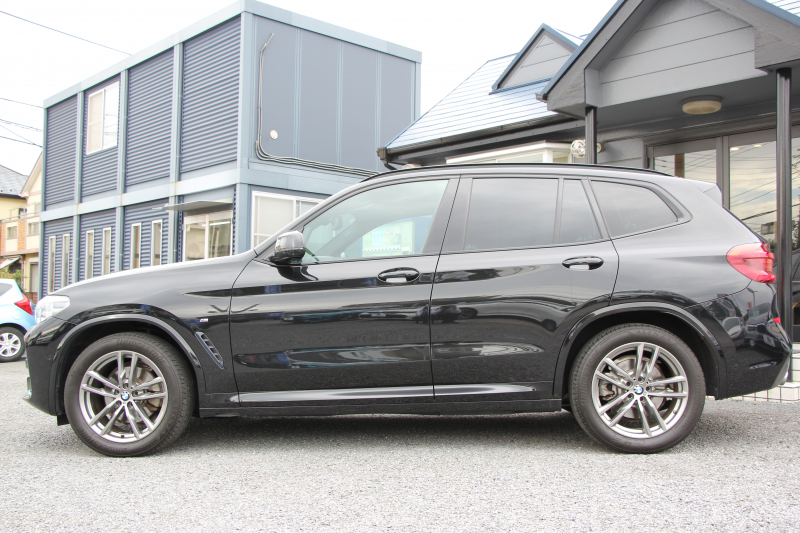 BMW X3 Xdrive20d Mｽﾎﾟｰﾂ ﾊｲﾗｲﾝ ｾﾚｸﾄP ﾊﾟﾉﾗﾏｻﾝﾙｰﾌ ﾊｰﾏﾝｶｰﾄﾞﾝ 新ｲﾝﾃﾘｱ BMWﾗｲﾌﾞｺｯｸﾋﾟｯﾄﾞ 全席ﾋｰﾀｰｺﾆｬｯｸﾚｻﾞｰ HUD 新HDDﾅﾋﾞTV ｱｯﾌﾟﾙｶｰﾌﾟﾚｲ 360度ｶﾒﾗ ﾘﾔｼｰﾄ調整 追従ACC 衝突軽減ﾌﾞﾚｰｷ 電動ﾄﾗﾝｸ 2年保証