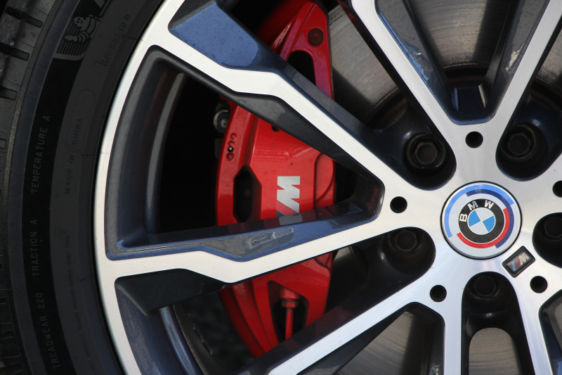 BMW X3 M40d ﾌｧｽﾄﾄﾗｯｸP 後期 ﾏｲﾙﾄﾞHV 全席ﾋｰﾀｰ茶革 Mｽﾎﾟｰﾂｼｰﾄ Msp赤ﾌﾞﾚｰｷ Mｼｬﾄﾞｰﾗｲﾝ Mｼｰﾄﾍﾞﾙﾄ ｱﾀﾞﾌﾟﾃｨﾌﾞMｻｽ Mｽﾎﾟｰﾂﾃﾞﾌ 50thｴﾝﾌﾞﾚﾑ HUD 追従ACC 渋滞ﾊﾝｽﾞｵﾌ 340馬力 直6ｶﾃﾞｨｰｾﾞﾙﾀｰﾎﾞｱｯﾌﾟﾙｶｰﾌﾟﾚｲ 2年保証