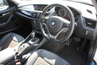 BMW X1 Sﾄﾞﾗｲﾌﾞ20i Xﾗｲﾝ 後期 HDDﾅﾋﾞｹﾞｰｼｮﾝ&ﾊﾟｰｷﾝｸﾞｻﾎﾟｰﾄP 直噴ﾀｰﾎﾞ8速AT ECOPROﾓｰﾄﾞiﾄﾞﾗｲﾌﾞHDDﾅﾋﾞBｶﾒﾗ&ｿﾅｰ DVD再生 MｻｰﾊﾞBluetoothｵｰﾃﾞｨｵ ｽﾏｰﾄｷｰ ｷｾﾉﾝ ﾐﾗｰETC ﾙｰﾌﾚｰﾙ ﾊｰﾌﾚｻﾞｰｼｰﾄ 2年保証