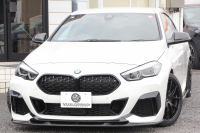 BMW 2シリーズ M235i ｸﾞﾗﾝｸｰﾍﾟXdrive 4WD 1ｵｰﾅ 本革仕様 ﾋｰﾀｰ黒革 Mｽﾎﾟｰﾂｼｰﾄ 306馬力 Eibach車高調 BBS18AW 3Ddesign&ﾏｯｸｽﾄﾝﾃﾞｻﾞｲﾝｴｱﾛ Mｼｰﾄﾍﾞﾙﾄ 追従ACC 後退ｱｼｽﾄ ﾗｲﾌﾞｺｯｸﾋﾟｯﾄ ｱｯﾌﾟﾙｶｰﾌﾟﾚｲ 置くだけ充電 LEDﾍｯﾄﾞﾗｲﾄ 2年保証